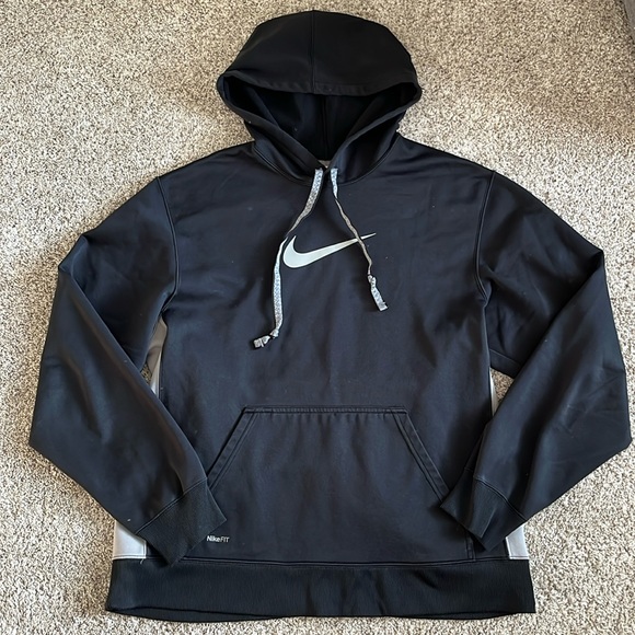 Men’s Nike Sweatshirt - Picture 1 of 5